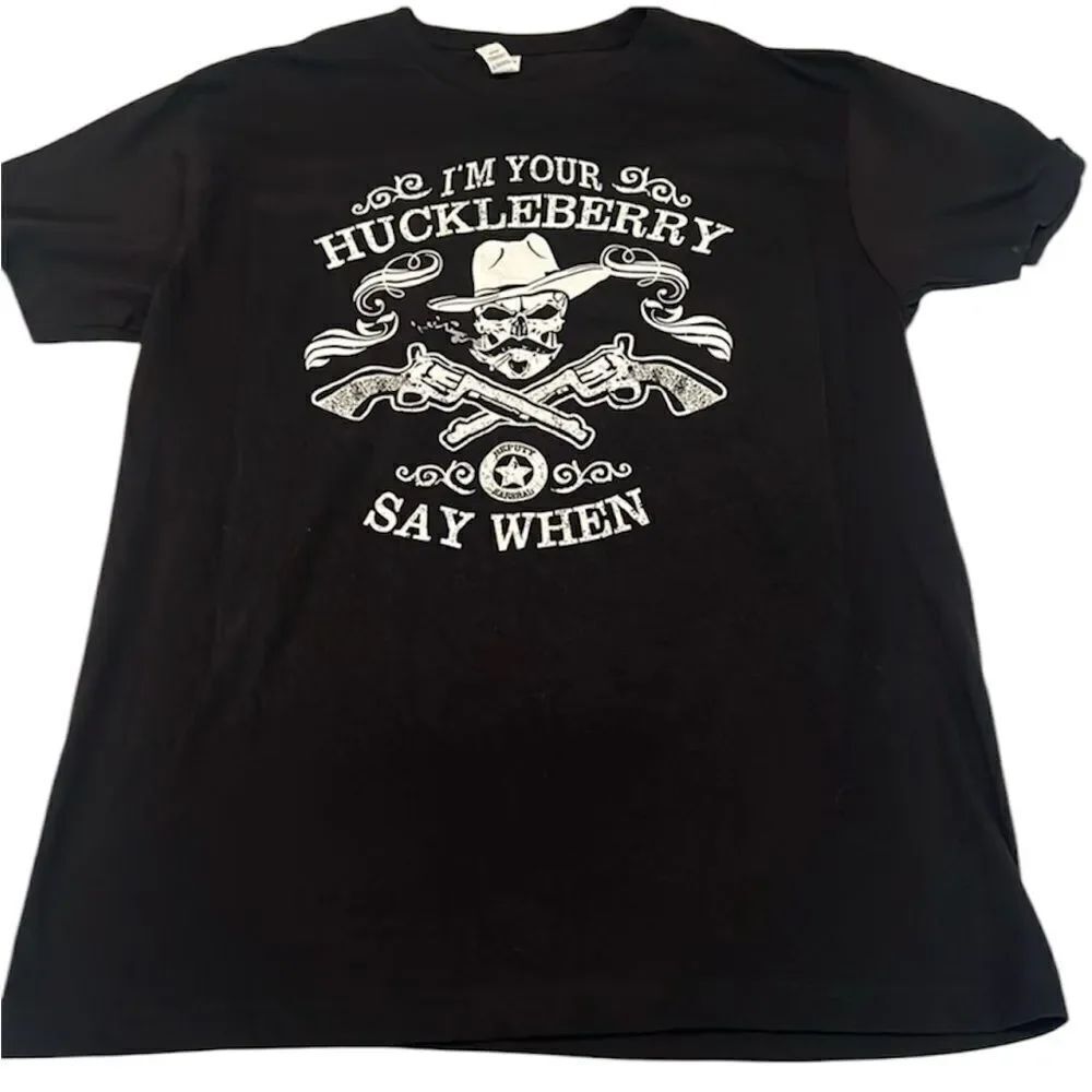 NWOT “I’m your huckleberry say when” Tombstone mens size L short sleeve T-shirt